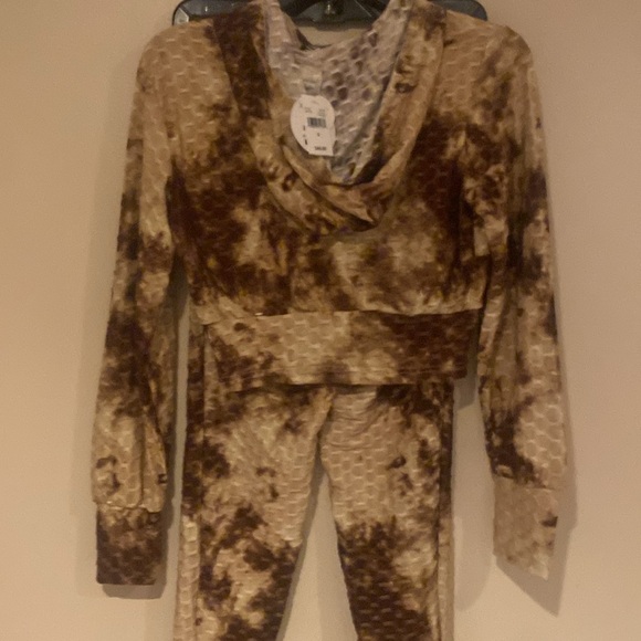 Brand new women’s two piece leggings set - Picture 4 of 5